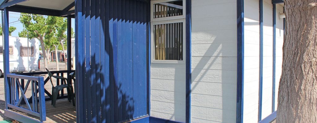 Bungalow - exterior 2